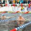 Андрей Горяинов (справа) плывет 50 метров брассом. Брасс — его конек, в этом виде он занял два первых места (50 и 25 метров). Фото Александра Подъельского