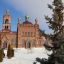Главный храм городка — Крестовоздвиженский — когда-то был старообрядческим. В Хвалынск в XVIII веке переехали старообрядцы, так город стал четвертым крупным центром старой веры в России.