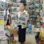 Валентина Тихонова заходит в “1000 мелочей”, чтобы купить “Грани”. Фото автора