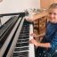 Саша Антонова блистательно исполнила на новом рояле произведение чувашского композитора.
