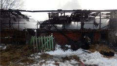 Последствия пожараВ Аликовском районе сгорели 3 тонны сена пожар 