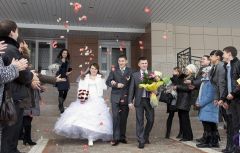 Счастливые молодожены. © Фото Валерия БаклановаПусть шесть единиц принесут счастье ЗАГС свадьба 