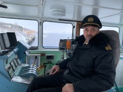 Капитан Геннадий Игнатьев на “Волгаре-30” работает с 1998 года. 36 лет с семью футами под килем Профессионал 