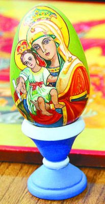 Пасхальные яйца с изображением Богоматери и младенца Иисуса...В лике его нахожу покой