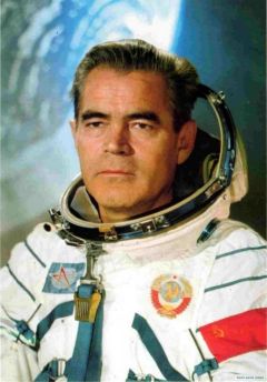 В честь дня рождения  космонавта космонавт Андриян Николаев 