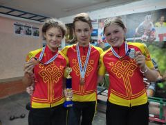 Александра Пинегина, Семен Степанов и Анастасия Морозова (на фото слева направо).“Педальный” зачет Велоспорт 