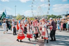 День городаВ День города в Чебоксарах собираются установить рекорд России по самому большому хороводу Хоровод дружбы 