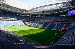 У стадиона раздвижная крыша и поле, которое можно выкатить с арены.Стадион “Санкт-Петербург” ЧМ-2018 Чемпионат мира по футболу 