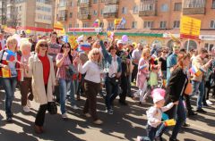 Сотрудники Мининформполитики Чувашии приняли участие в шествии, посвященном празднику Весны и Труда первомай 