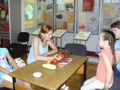 Музейный выходной: «Одну ягодку беру...»  Чувашский национальный музей 