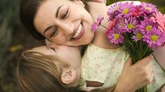 День матери - один из самых добрых праздников в стране. Фото с сайта u-f.ruСегодня в стране отмечают один из самых добрых праздников - День матери День матери в канун праздника 