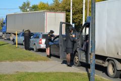 Судебные приставы в Новочебоксарске наложили арест на два автомобиля, неплательщики могут лишиться машин судебные приставы 