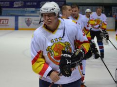 Депутат Госсовета ЧР Юрий Попов.Хоккей на высшем уровне  хоккей 