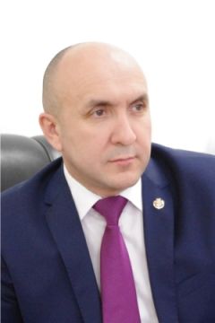 Вице-премьеру Сергею Артамонову присвоено звание «Заслуженный работник сельского хозяйства Чувашской Республики»