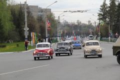 Такой концентрации ретроавтомобилей Новочебоксарск не видел давно.Наследники Великой Победы День Победы 