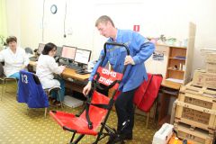 Уникальное в своем роде транспортировочное кресло  “Самоспас” для перевозки сложных пациентов.Принявшие вызов фоторепортаж 