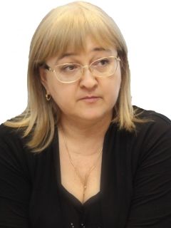 Альбина ЭНДЮСЬКИНА, директор Центра мониторинга образования НовочебоксарскаС ребенком что-то происходит Круглый стол 