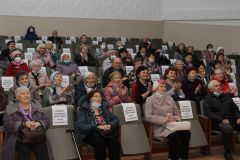  На «Химпроме» поздравили людей «элегантного возраста» Химпром 1 октября - День пожилых людей 