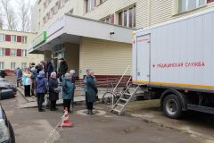 Более 100 жительниц Новочебоксарска прошли обследование на передвижном маммографе.Скрининг от опасности сбережет