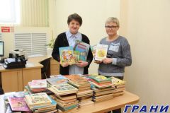Фото Максима Боброва“Поляночка” присоединяется Книги в дар 
