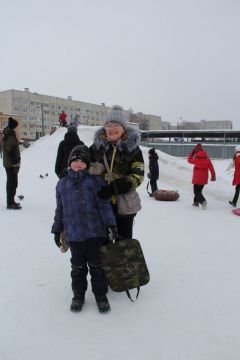 Ольга Евгеньевна с внуком Павлом.И румянил щеки легкий мороз Новый год-2021 