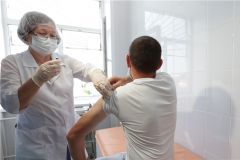 Некоторые жители Чувашии теперь обязаны вакцинироваться от коронавируса. В противном случае их ждет отстранение от работы. Фото cap.ruНе право, а обязанность Курс Чувашии 