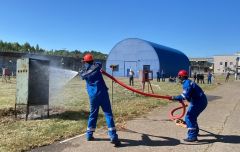 Тушение силовой сборкиНа Чебоксарской ГЭС состязались пожарные-добровольцы Чебоксарская ГЭС 