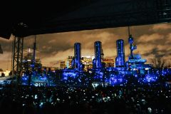 Аврора-шоу 5Нижегородские художники обновили знаменитую «Аврору» на шоу в Северной столице (фото, видео) День народного единства искусство 