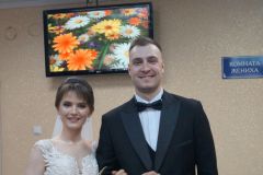 Молодожены300-ю пару этого года зарегистрировали в отделе ЗАГС администрации Новочебоксарска 15 июля ЗАГС 