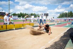 На чемпионате России по легкой атлетике в Чебоксарах в первый день разыграли 11 комплектов наград