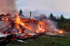 Пожар в п. АлтышевоВосемь пожаров произошли в Чувашии за сутки
