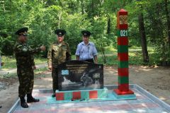 img_9463-1.jpg В Новочебоксарске установили памятную стелу пограничникам