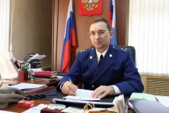 Прокурор Новочебоксарска Виктор ИвановПрокурор Новочебоксарска обратился к жителям республики с поздравлением