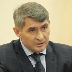 Олег НИКОЛАЕВ,  Глава ЧувашииИм нужна наша помощь Zа Родину! 