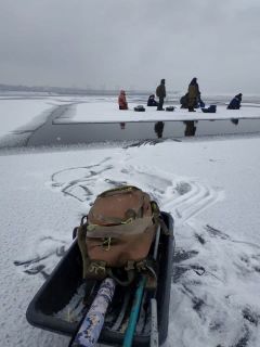  На Волге рядом с Новочебоксарском оторвалась льдина с рыбаками