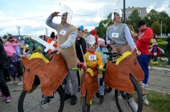 Парад велосипедистовВ Новочебоксарске прошел парад велосипедистов День города Новочебоксарска 