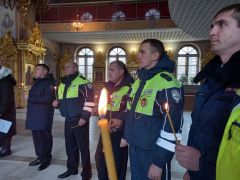  В Новочебоксарске прошла панихида по жертвам ДТП 19 ноября - Всемирный День памяти жертв ДТП 