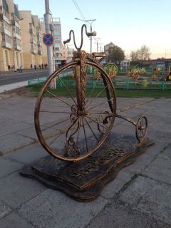 Необычный памятник - велосипед  установли на чебоксарской набережной Памятники города благоустройство 