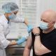 Генеральный директор ПАО «Химпром» Сергей Науман прошел вакцинацию от коронавируса