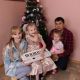 Диана Гурцкая исполнила новогоднюю мечту 8-летней Насти из Канаша