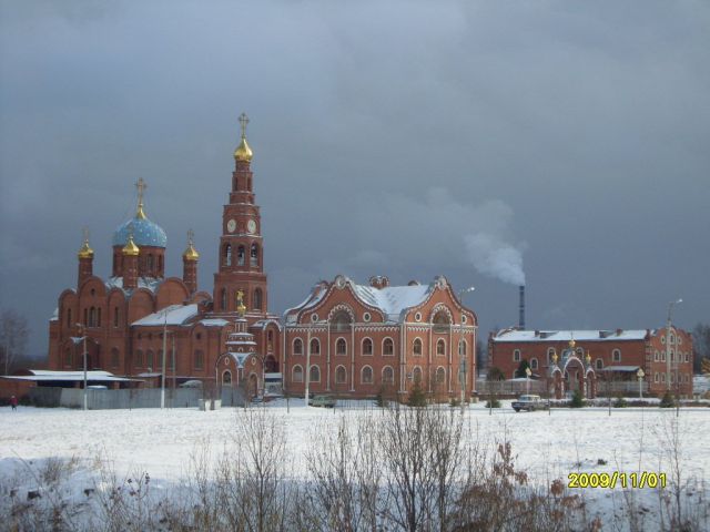 Здесь красиво зимой и летом.